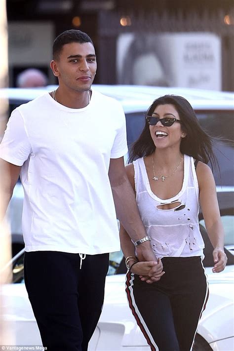 kourtney kardashian daily mail|kourtney kardashian and new boyfriend.